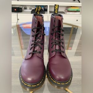 Doc Martens 1460. Women’s Size 7.